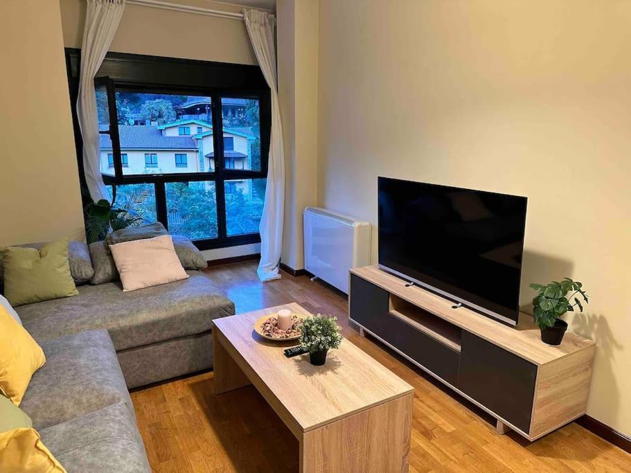 Apartamento Con Vistas A La Montana Infiesto Exterior foto
